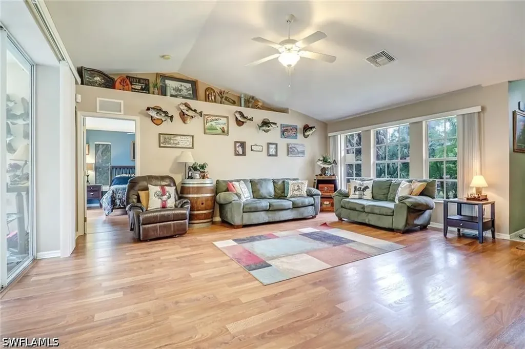 4070 10th Avenue SE Naples FL 34117