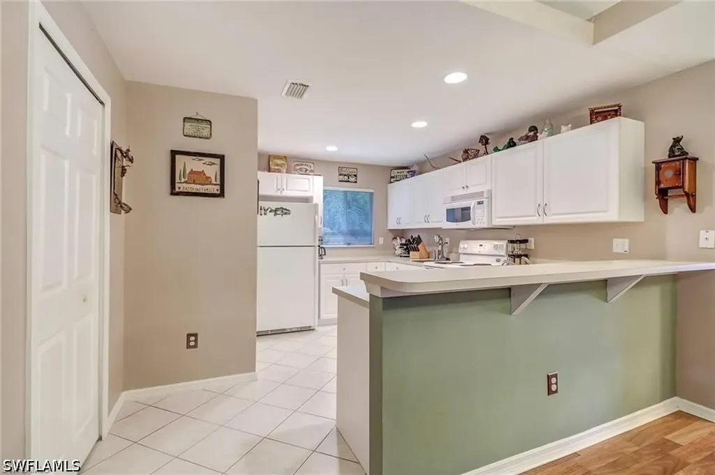 4070 10th Avenue SE Naples FL 34117