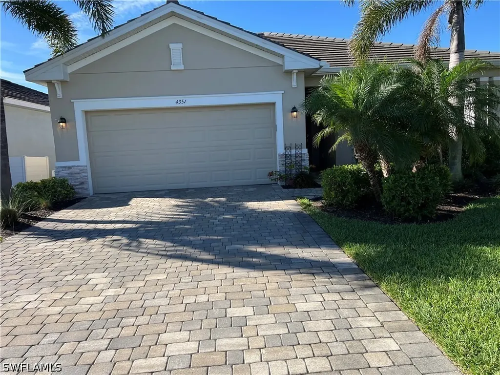 4351 Bluegrass Drive Fort Myers FL 33916
