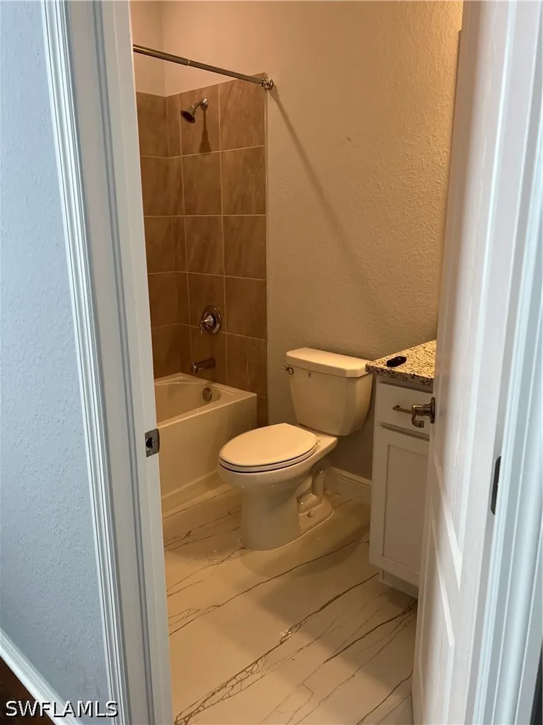4351 Bluegrass Drive Fort Myers FL 33916