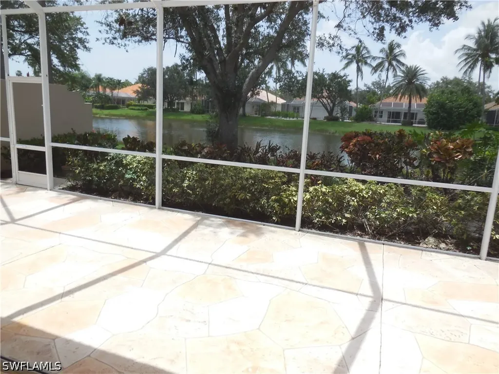 5299 Hawkesbury Way Naples FL 34119