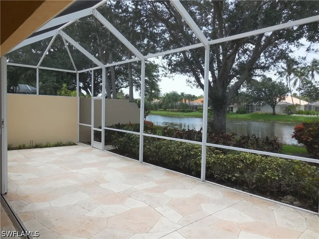 5299 Hawkesbury Way Naples FL 34119