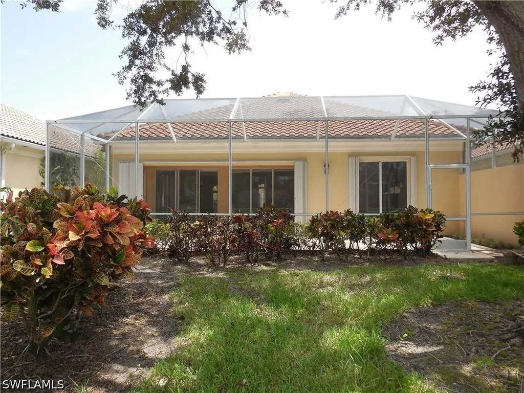 5299 Hawkesbury Way Naples FL 34119
