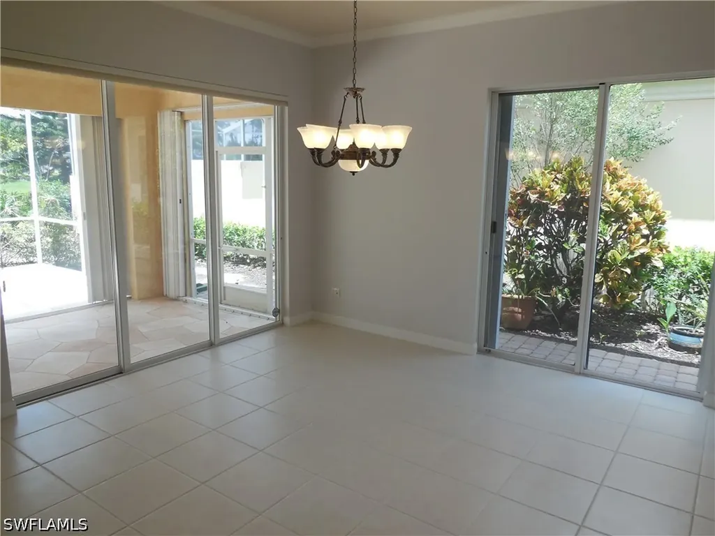 5299 Hawkesbury Way Naples FL 34119