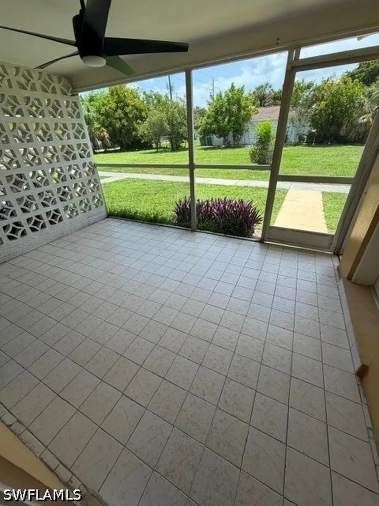 4319 Golden Gate Parkway Naples FL 34116