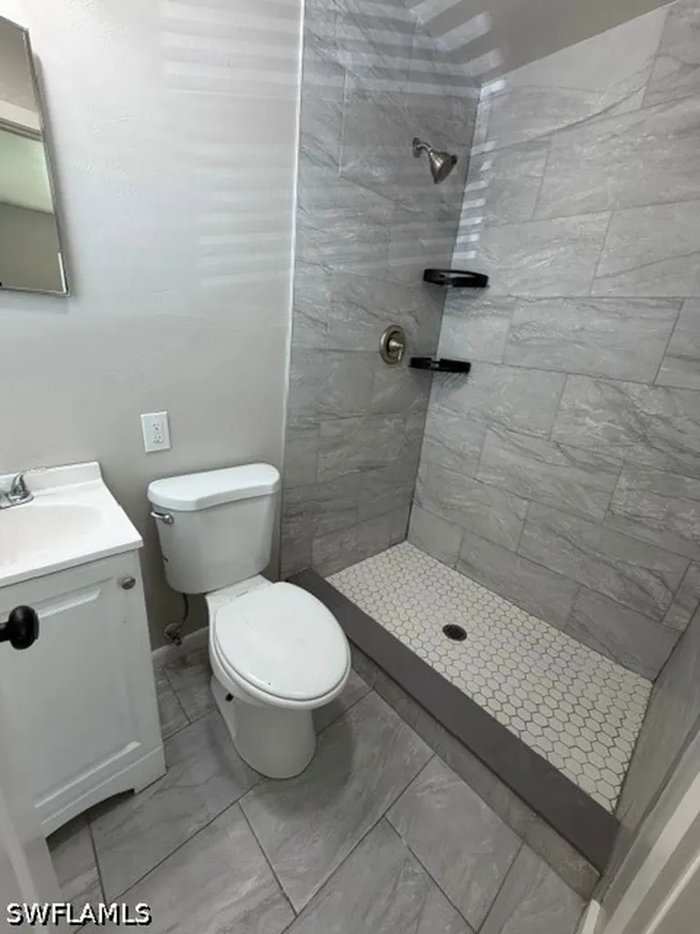 4319 Golden Gate Parkway Naples FL 34116