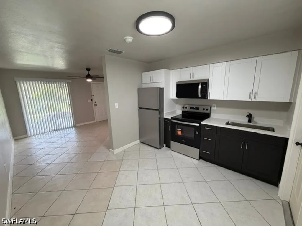 4319 Golden Gate Parkway Naples FL 34116