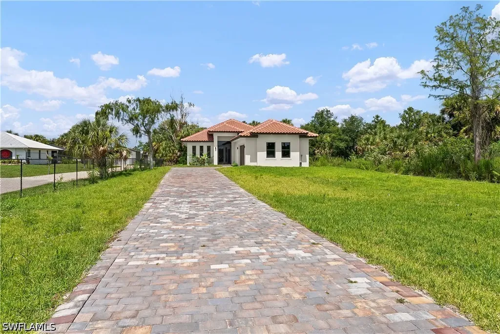4335 Wilson Boulevard N Naples FL 34120