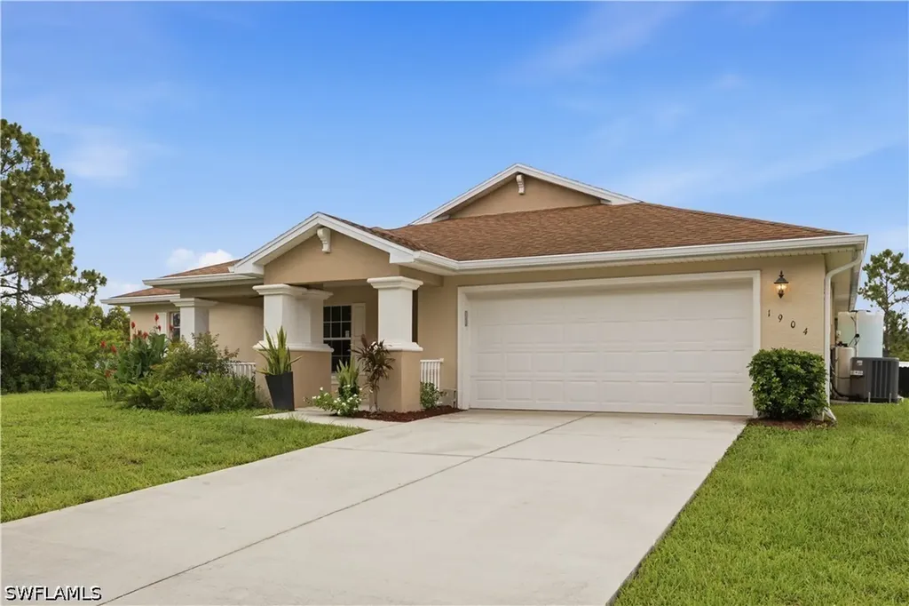 1904 W 10th Street Lehigh Acres FL 33972