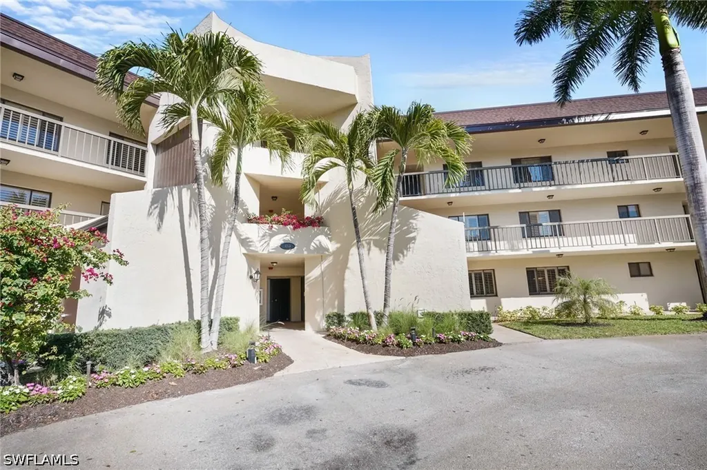 413 Augusta Boulevard Naples FL 34113