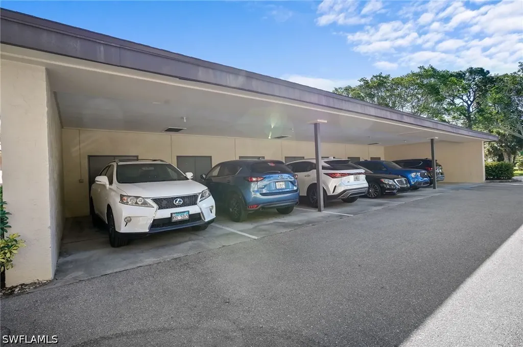413 Augusta Boulevard Naples FL 34113