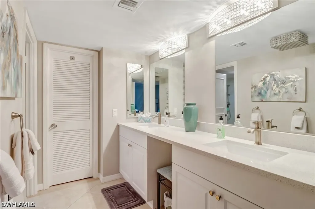 4041 Gulf Shore Boulevard N Naples FL 34103