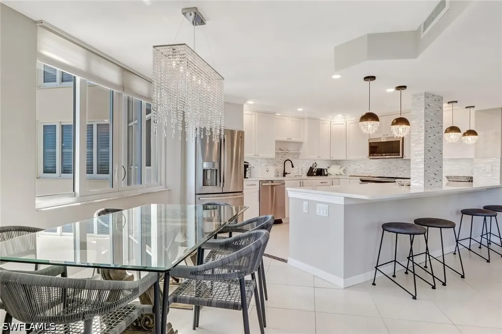 4041 Gulf Shore Boulevard N Naples FL 34103