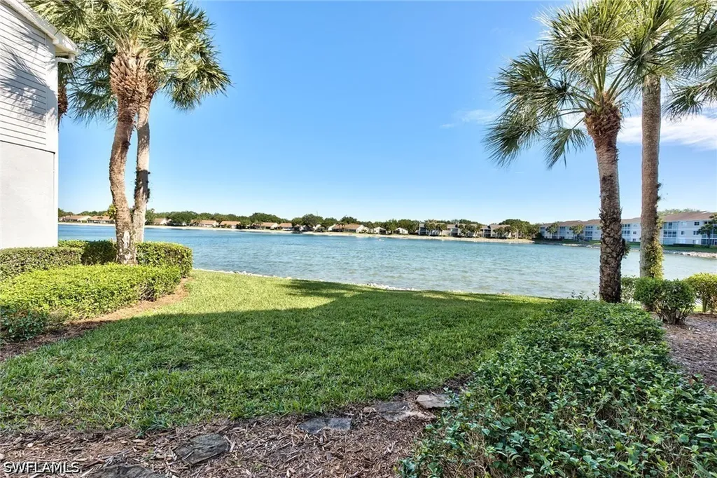 2841 Citrus Lake Drive Naples FL 34109