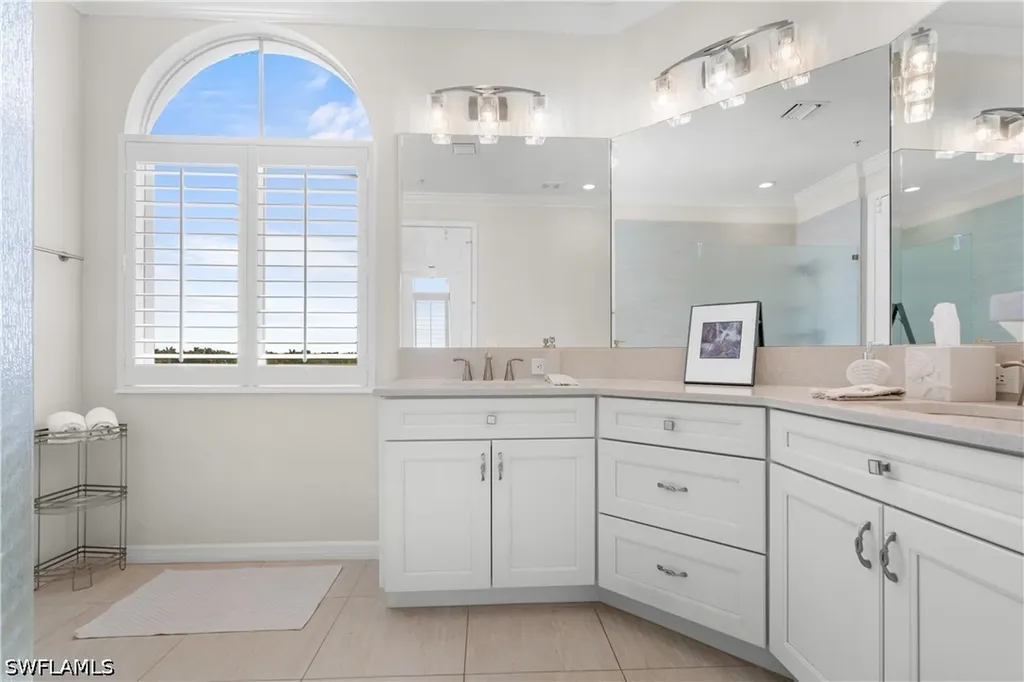 1540 Clermont Drive Naples FL 34109