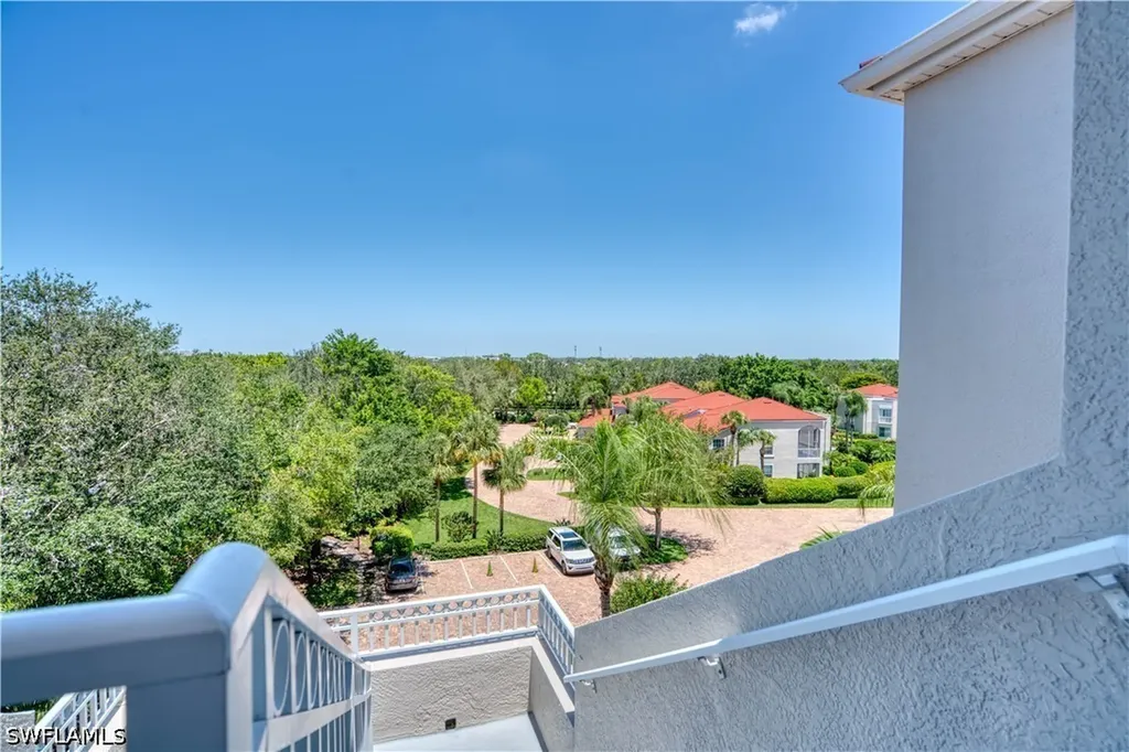 1540 Clermont Drive Naples FL 34109