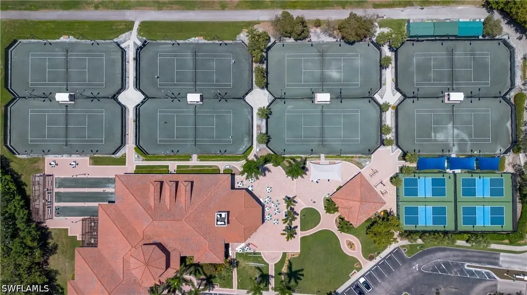 1540 Clermont Drive Naples FL 34109