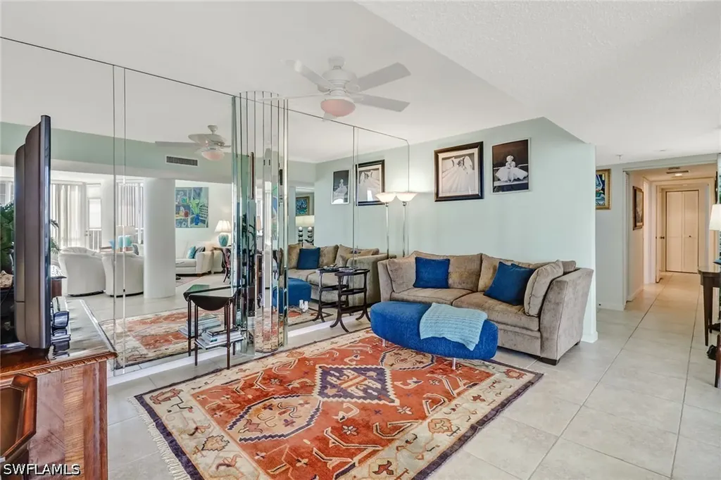 4041 Gulf Shore Boulevard N Naples FL 34103