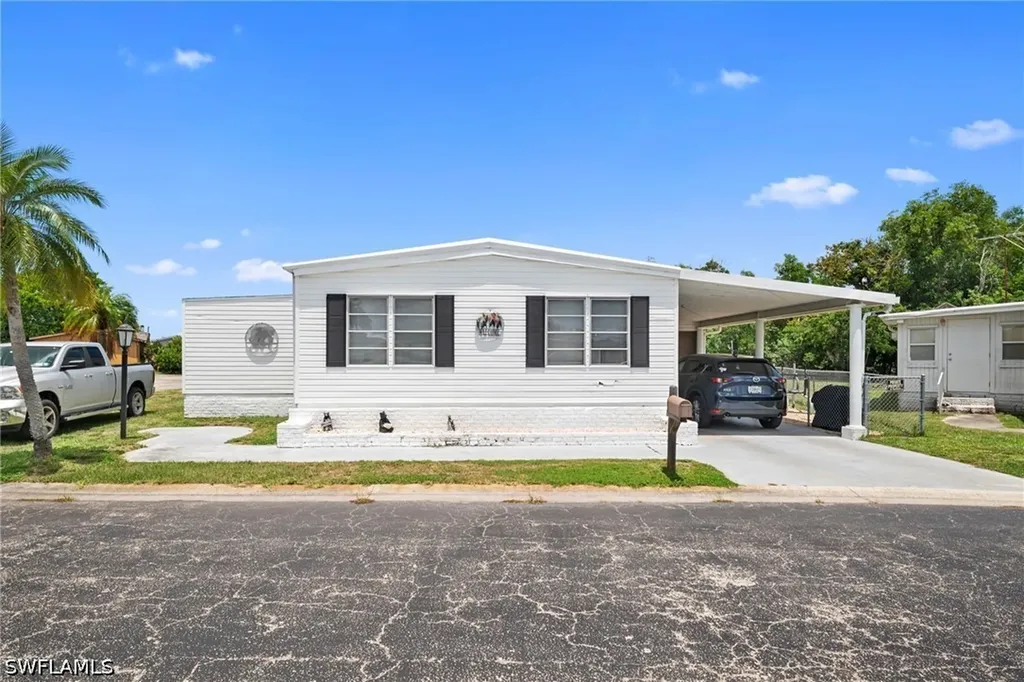11170 Ballweg Lane Fort Myers FL 33908