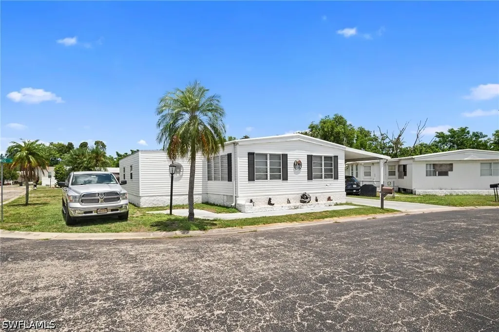 11170 Ballweg Lane Fort Myers FL 33908