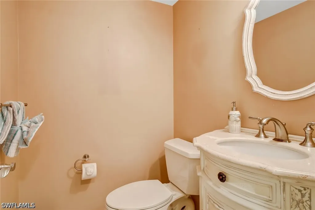 4041 Gulf Shore Boulevard N Naples FL 34103