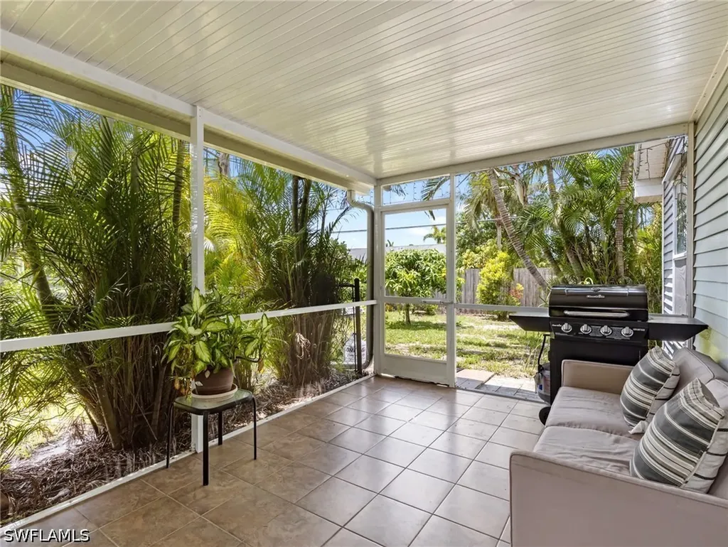 9298 San Carlos Boulevard Fort Myers FL 33967