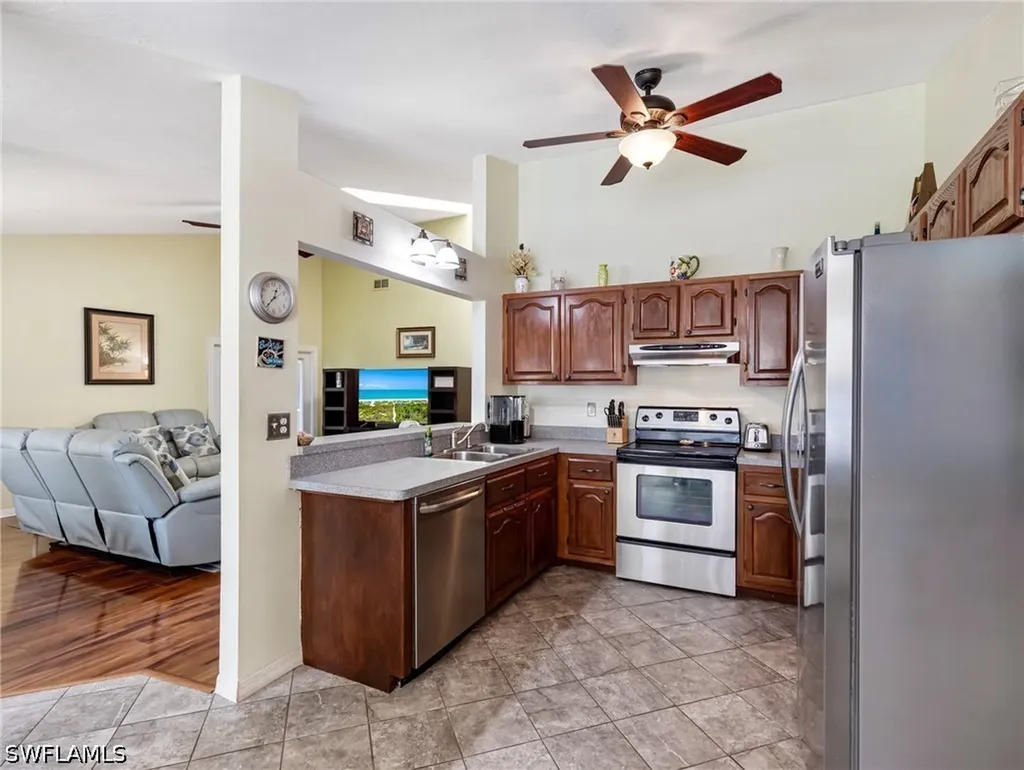 9298 San Carlos Boulevard Fort Myers FL 33967