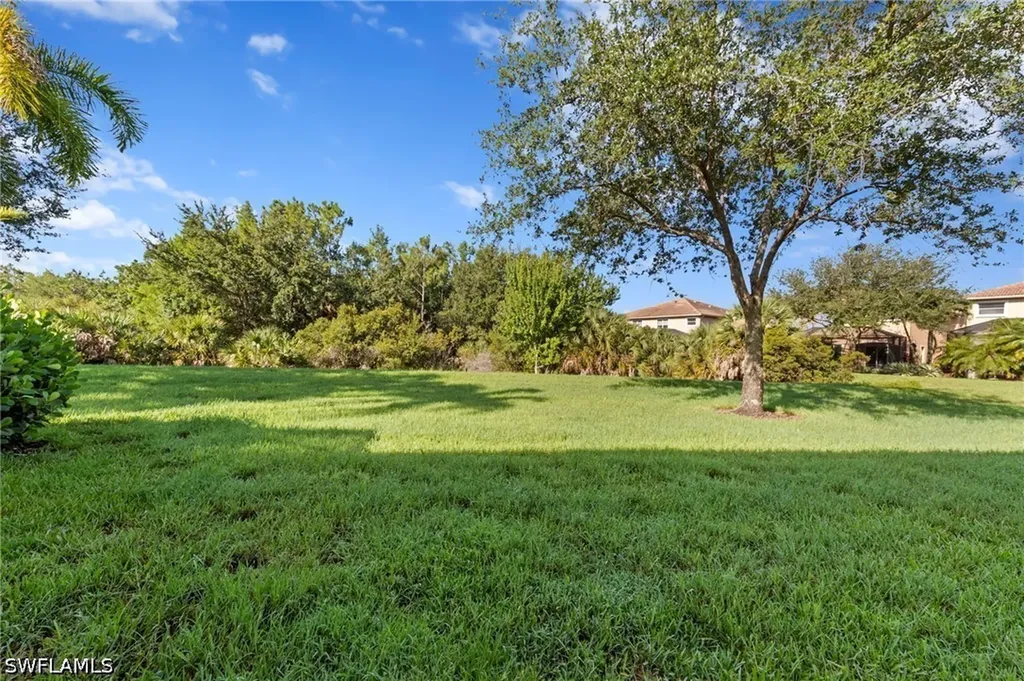 20042 Larino Loop Estero FL 33928