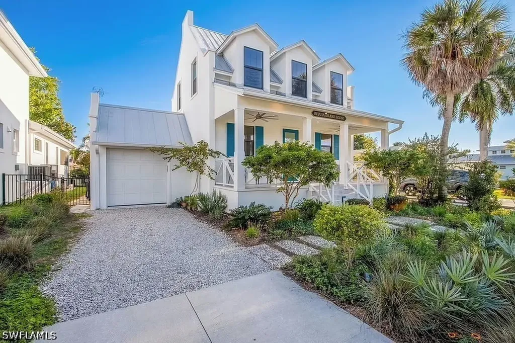 Naples FL, 114 Jeepers Drive