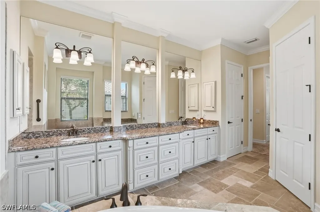 3266 Runaway Lane Naples FL 34114