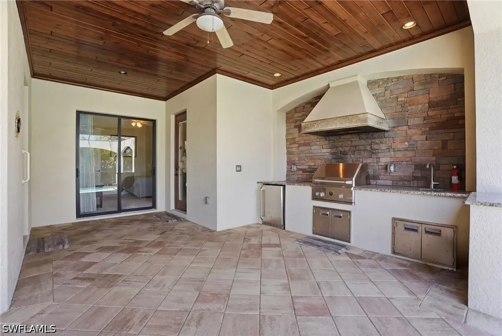 3266 Runaway Lane Naples FL 34114