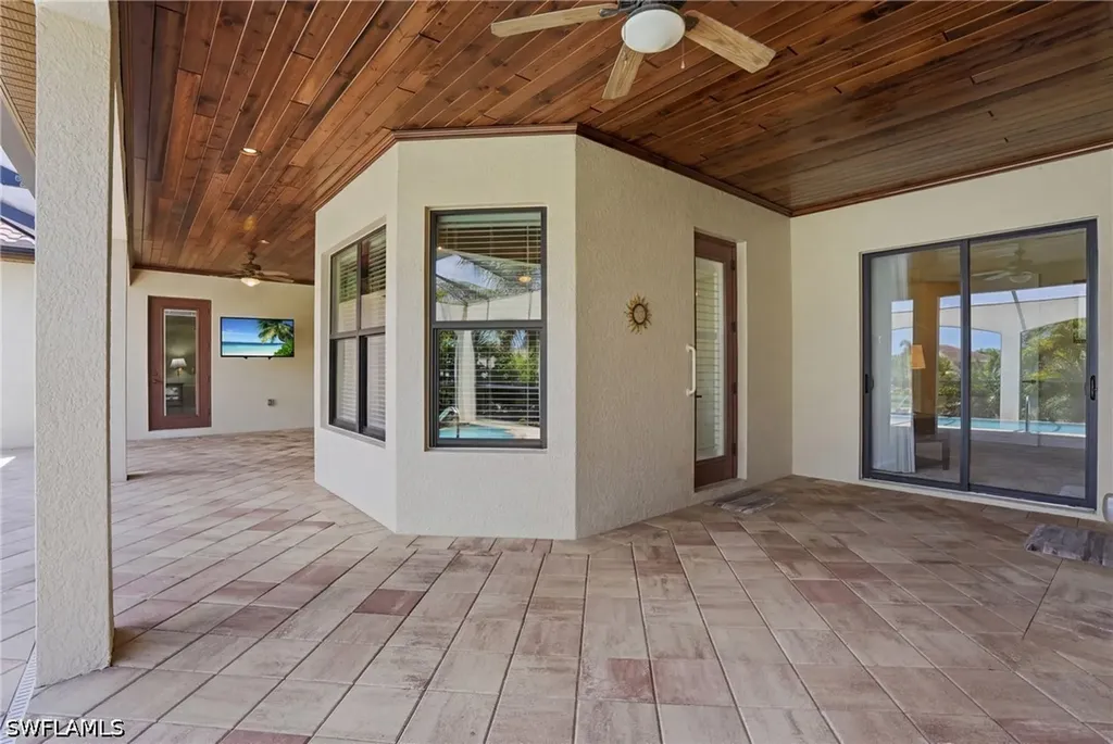 3266 Runaway Lane Naples FL 34114