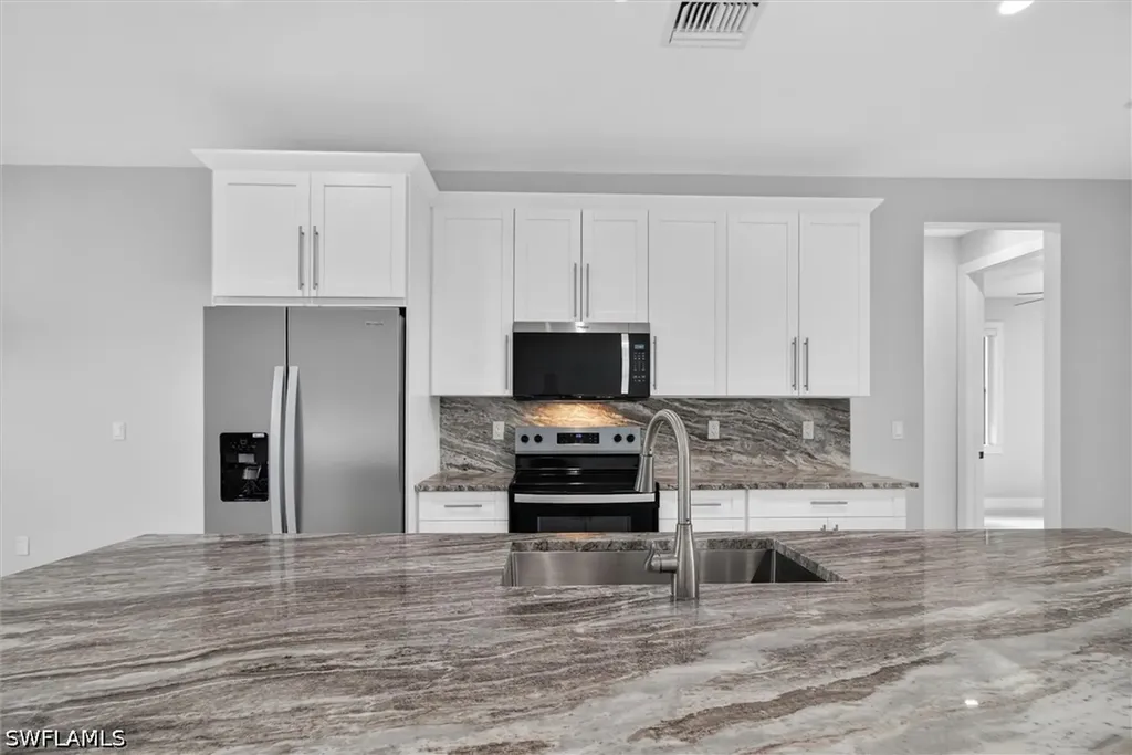 2843 14th Avenue SE Naples FL 34117