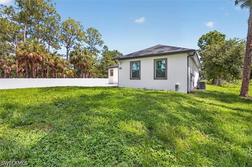2843 14th Avenue SE Naples FL 34117