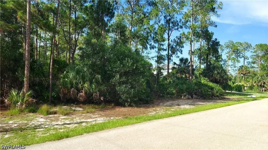 3281 15th Avenue SW Naples FL 34117