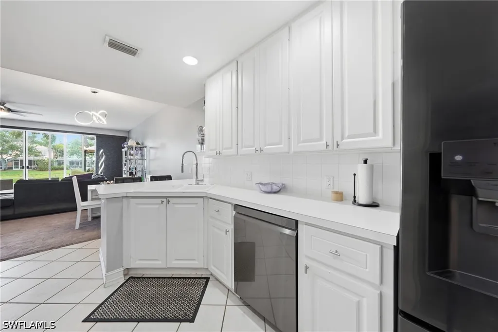 5661 Cove Circle Naples FL 34119