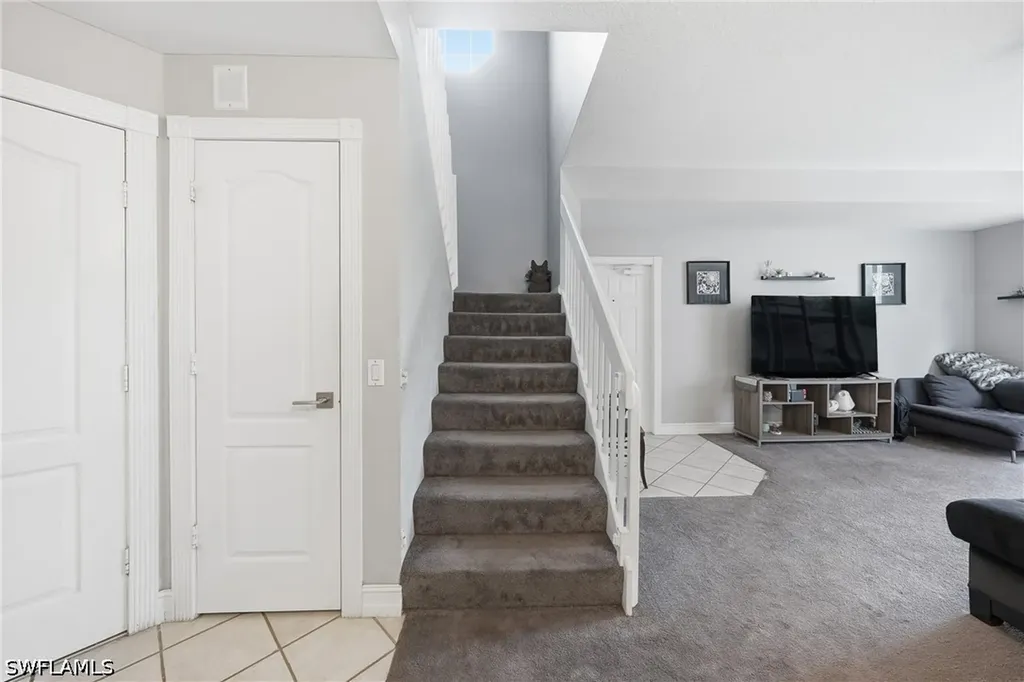5661 Cove Circle Naples FL 34119