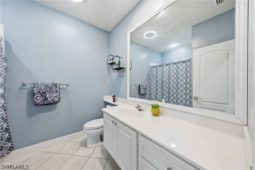 5661 Cove Circle Naples FL 34119