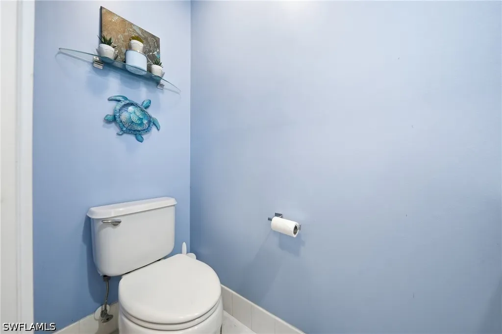 5661 Cove Circle Naples FL 34119