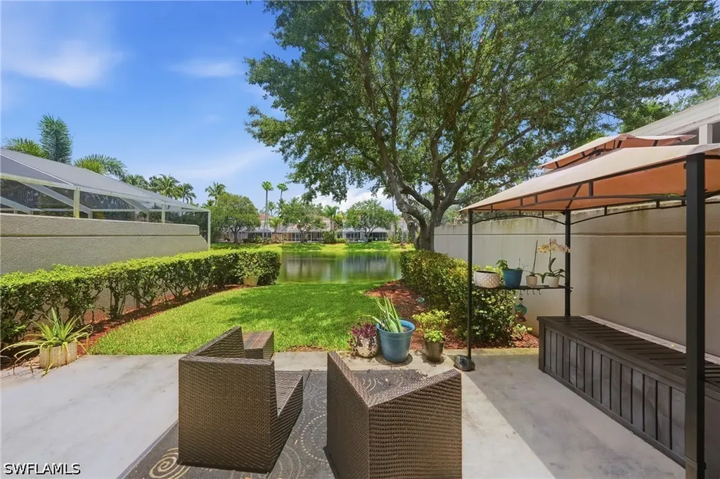 5661 Cove Circle Naples FL 34119