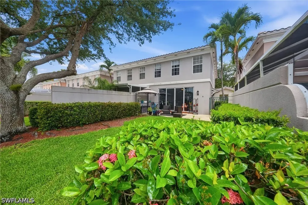 5661 Cove Circle Naples FL 34119