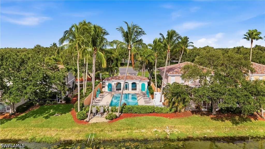 5661 Cove Circle Naples FL 34119