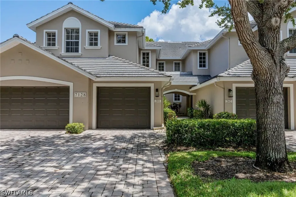 7128 Timberland Circle Naples FL 34109