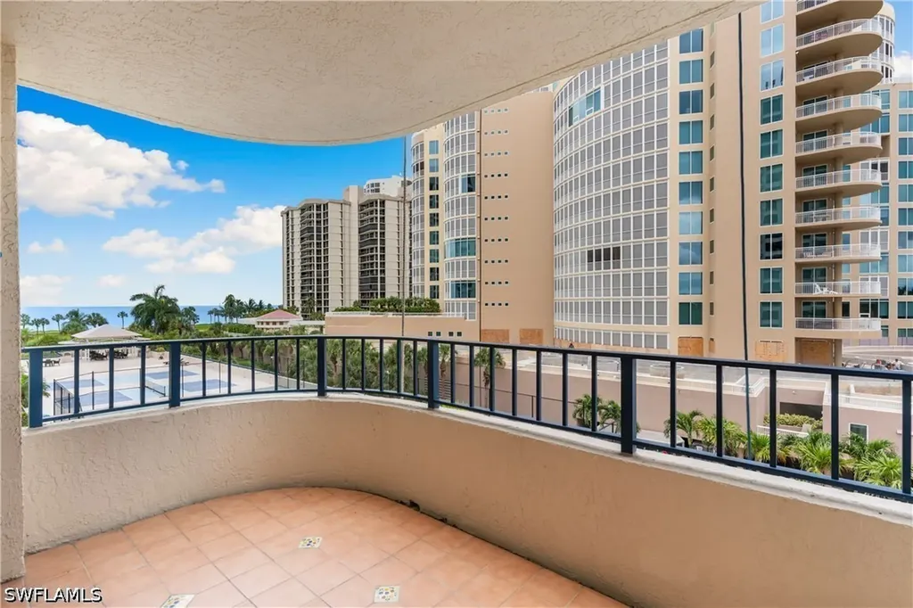 4451 Gulf Shore Boulevard N Naples FL 34103