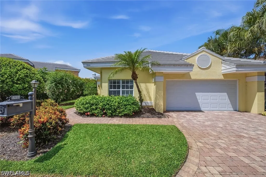 Naples FL, 5900 Fountain Drive