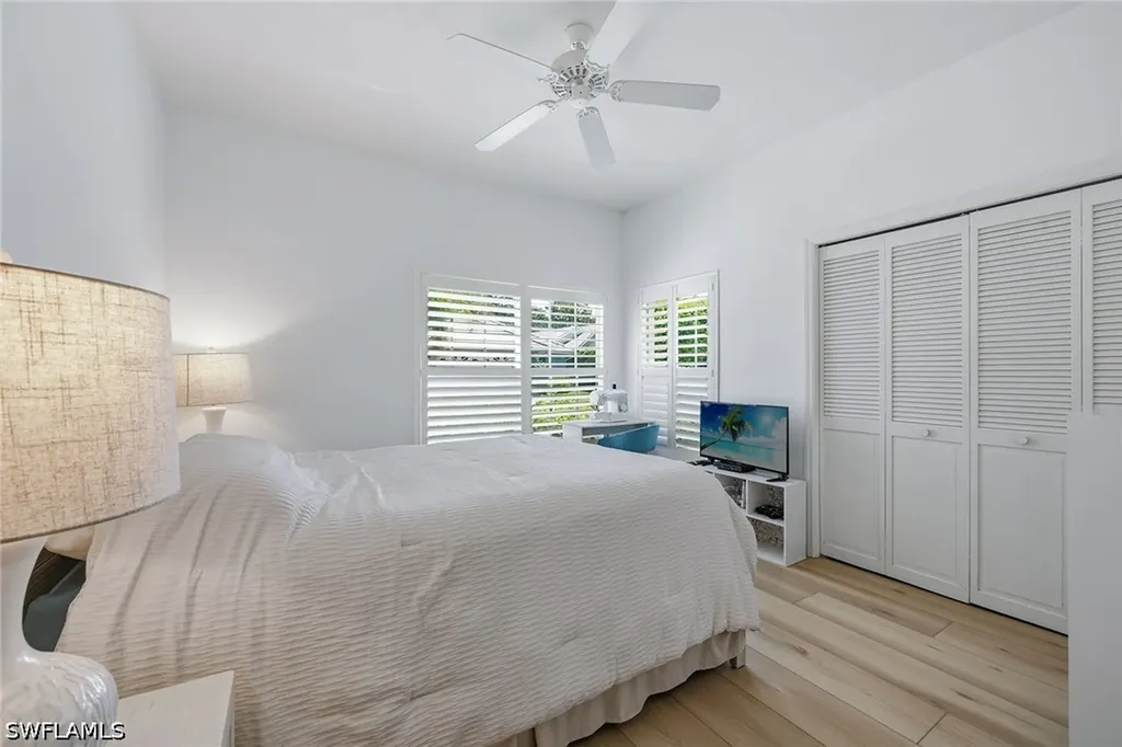 5900 Fountain Drive Naples FL 34119