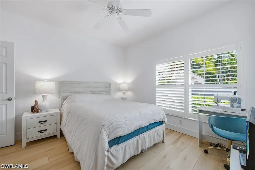 5900 Fountain Drive Naples FL 34119