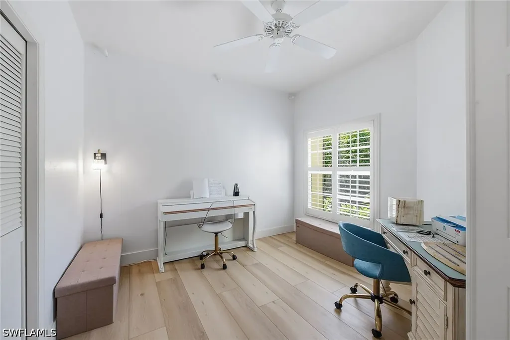 5900 Fountain Drive Naples FL 34119