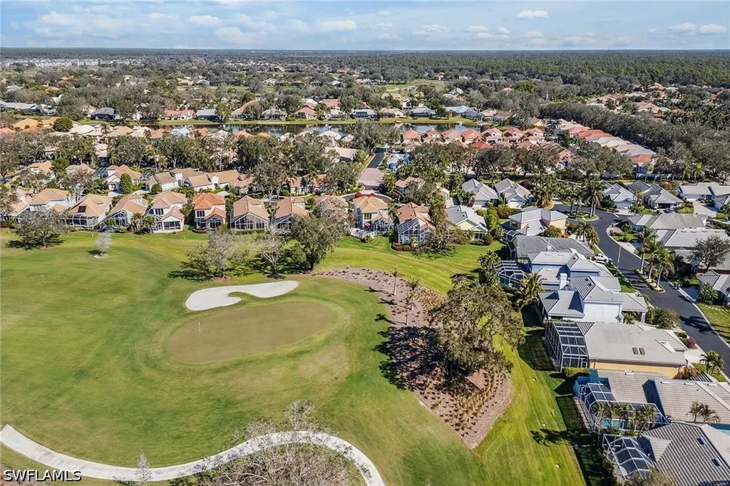 5900 Fountain Drive Naples FL 34119