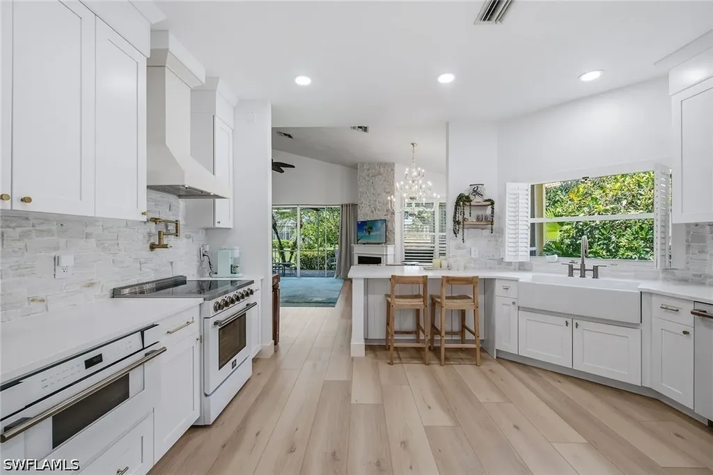 5900 Fountain Drive Naples FL 34119